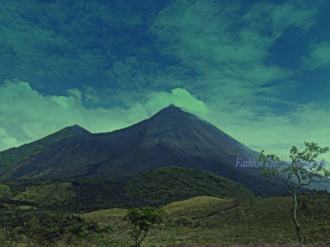 VOLCAN PACAYA.