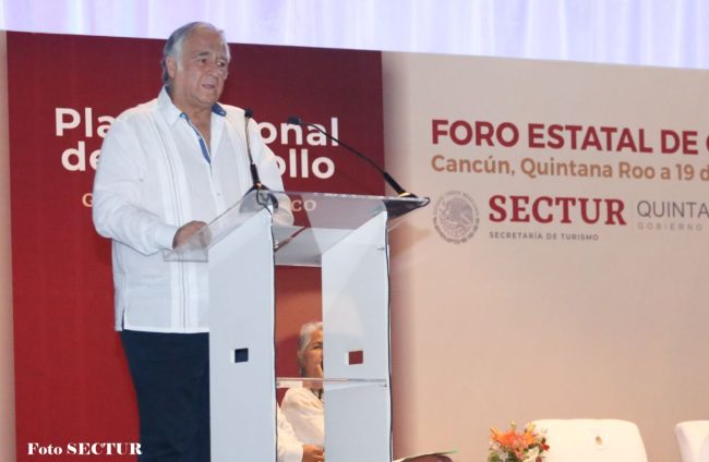 SECTUR CUARENTA Y CUATRO