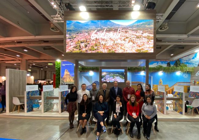 Guatemala participa en Feria BIT en Italia (4) (1)
