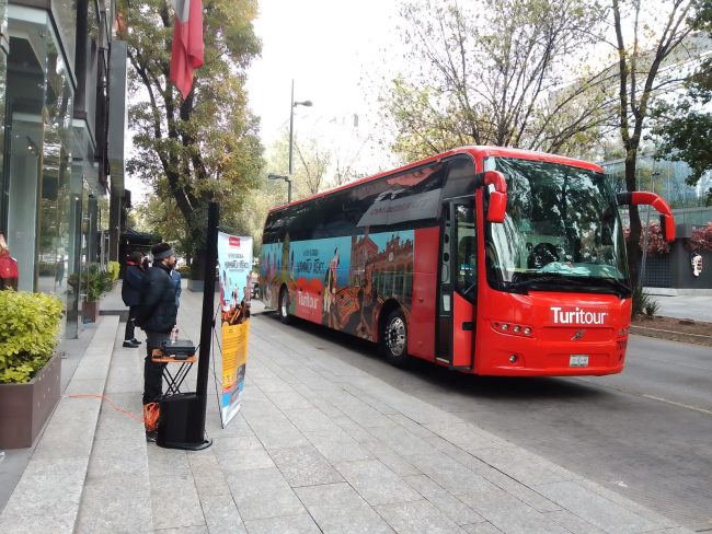 Banderazo de la ruta CDMX-Huamantla-Ixtenco de Turitour