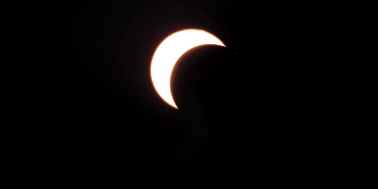 Cuide sus ojos durante el Eclipse Parcial (2)