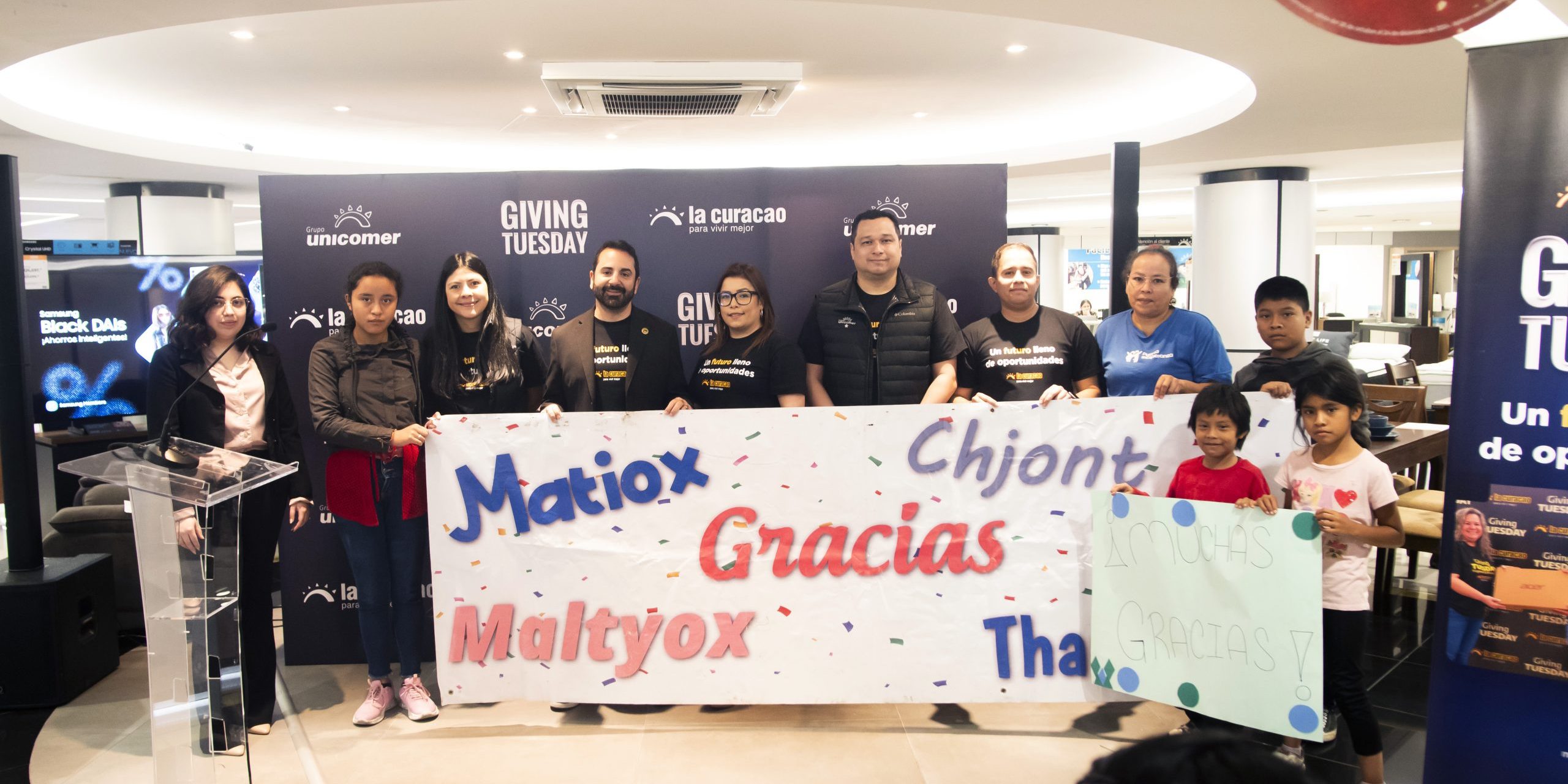 Giving Tuesday La Curacao 2024 (1)