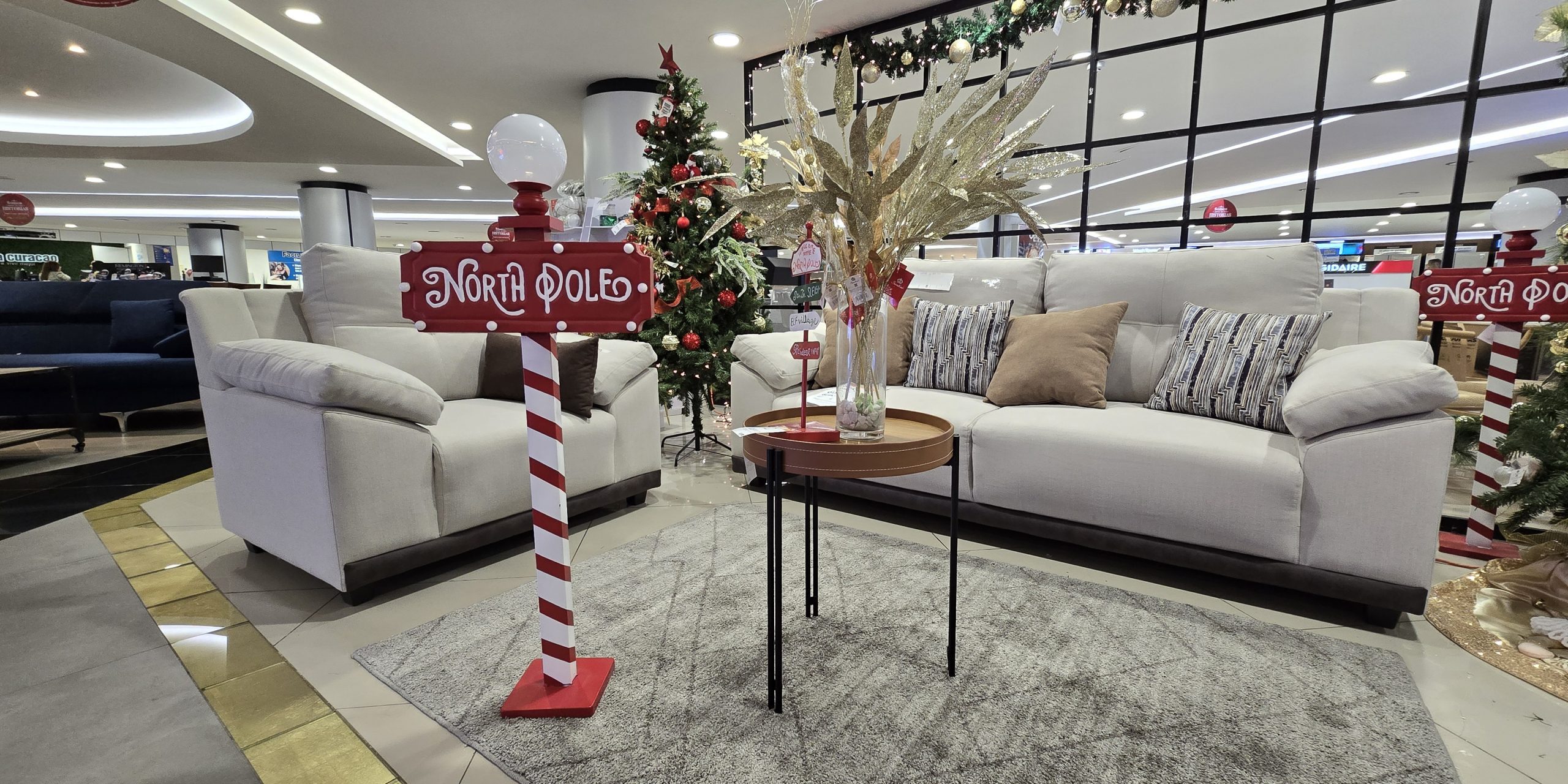 Promoción 12 días de regalos navideños LA CURACAO