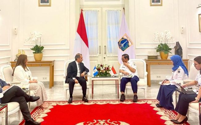VISITAGOBERNADOR4