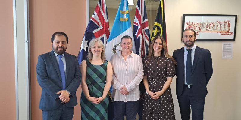 NAA y EmbaGuate Australia 1